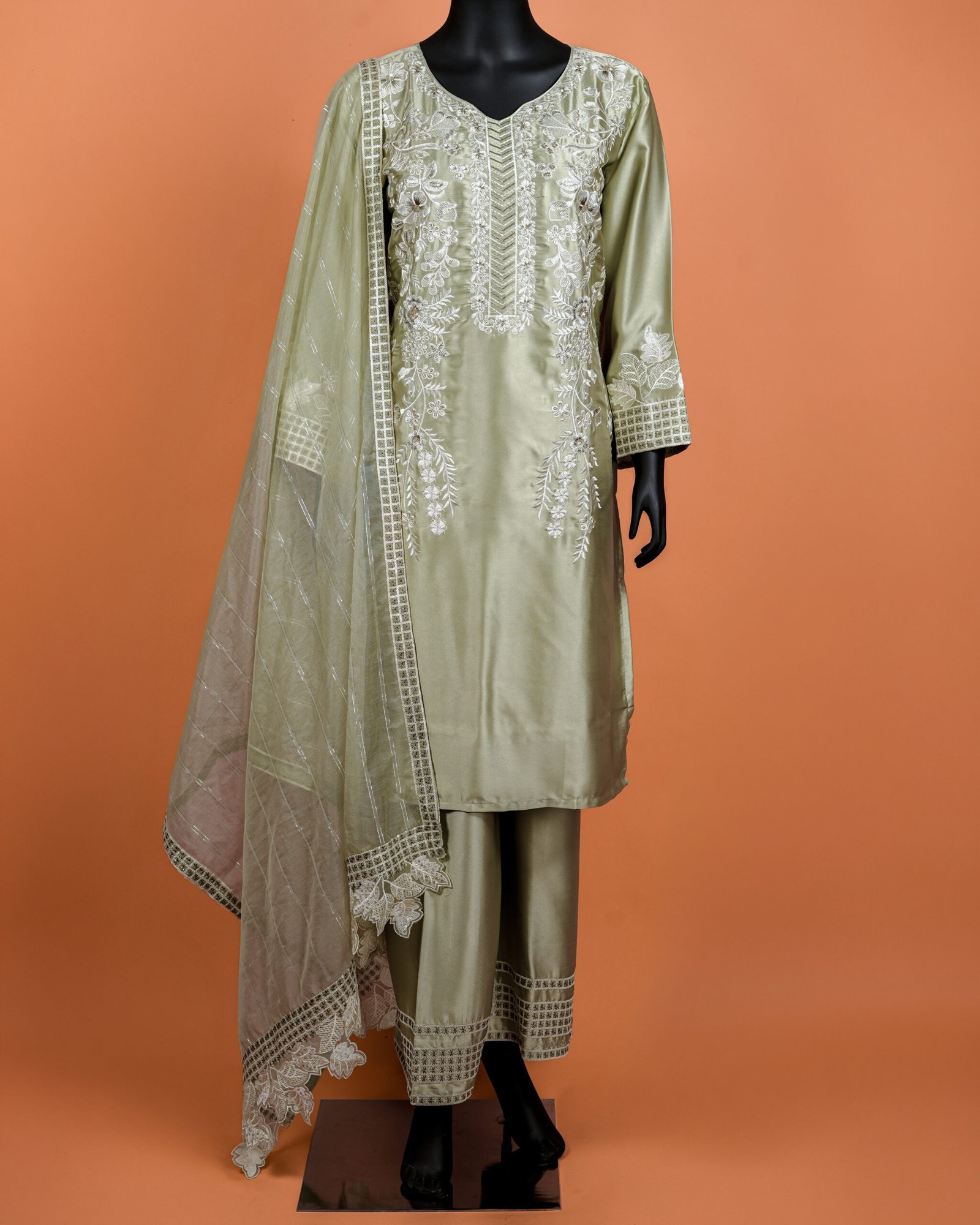 Grace Farshi Pants Set