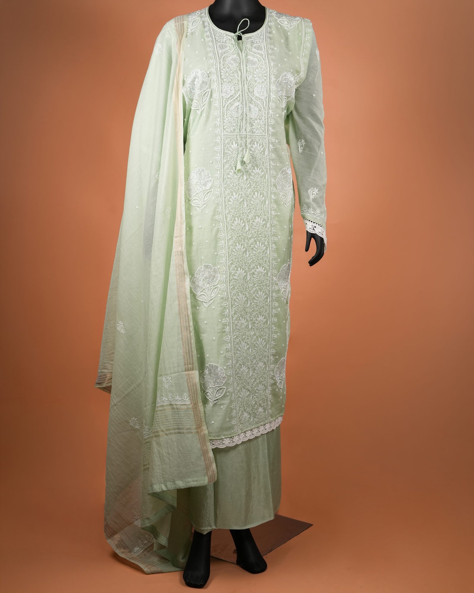 Katdana Chikankari Set